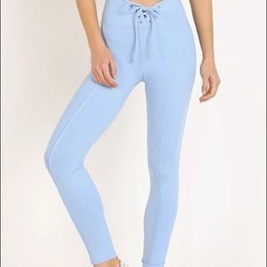 Year of Ours
Ribbed Tie Front football Leggings